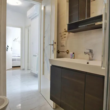 Fiore Di Mare - Delizioso Bilocale Con Posto Auto Vicino Al Porto グラード