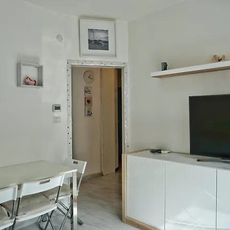 Fiore Di Mare - Delizioso Bilocale Con Posto Auto Vicino Al Porto アパート *