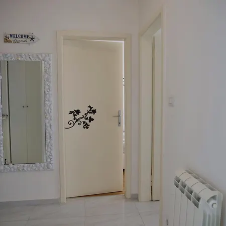 Fiore Di Mare - Delizioso Bilocale Con Posto Auto Vicino Al Porto アパート グラード