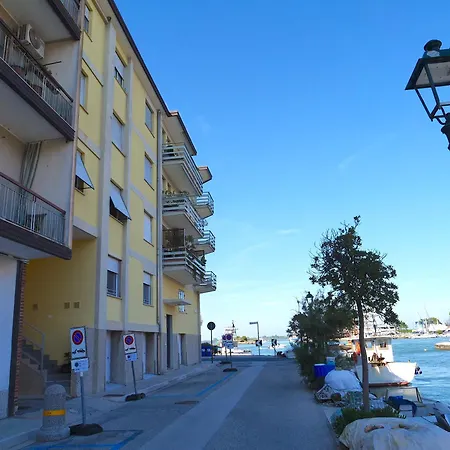 Fiore Di Mare - Delizioso Bilocale Con Posto Auto Vicino Al Porto Apartmán *