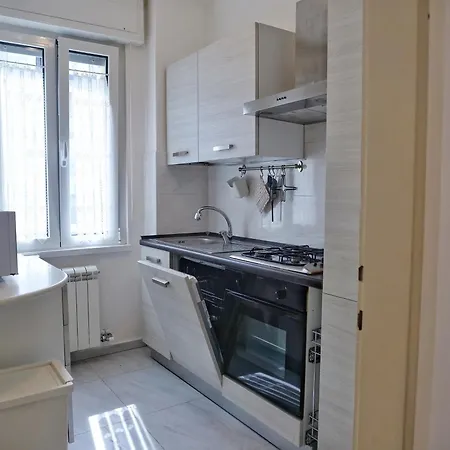 Apartment Fiore Di Mare - Delizioso Bilocale Con Posto Auto Vicino Al Porto Grado