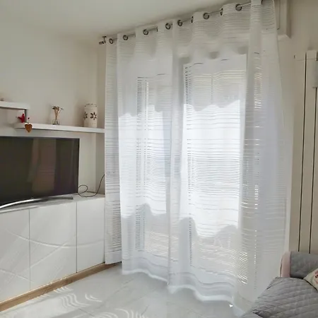 Apartment Fiore Di Mare - Delizioso Bilocale Con Posto Auto Vicino Al Porto *