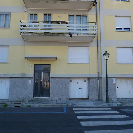 Daire Fiore Di Mare - Delizioso Bilocale Con Posto Auto Vicino Al Porto Grado